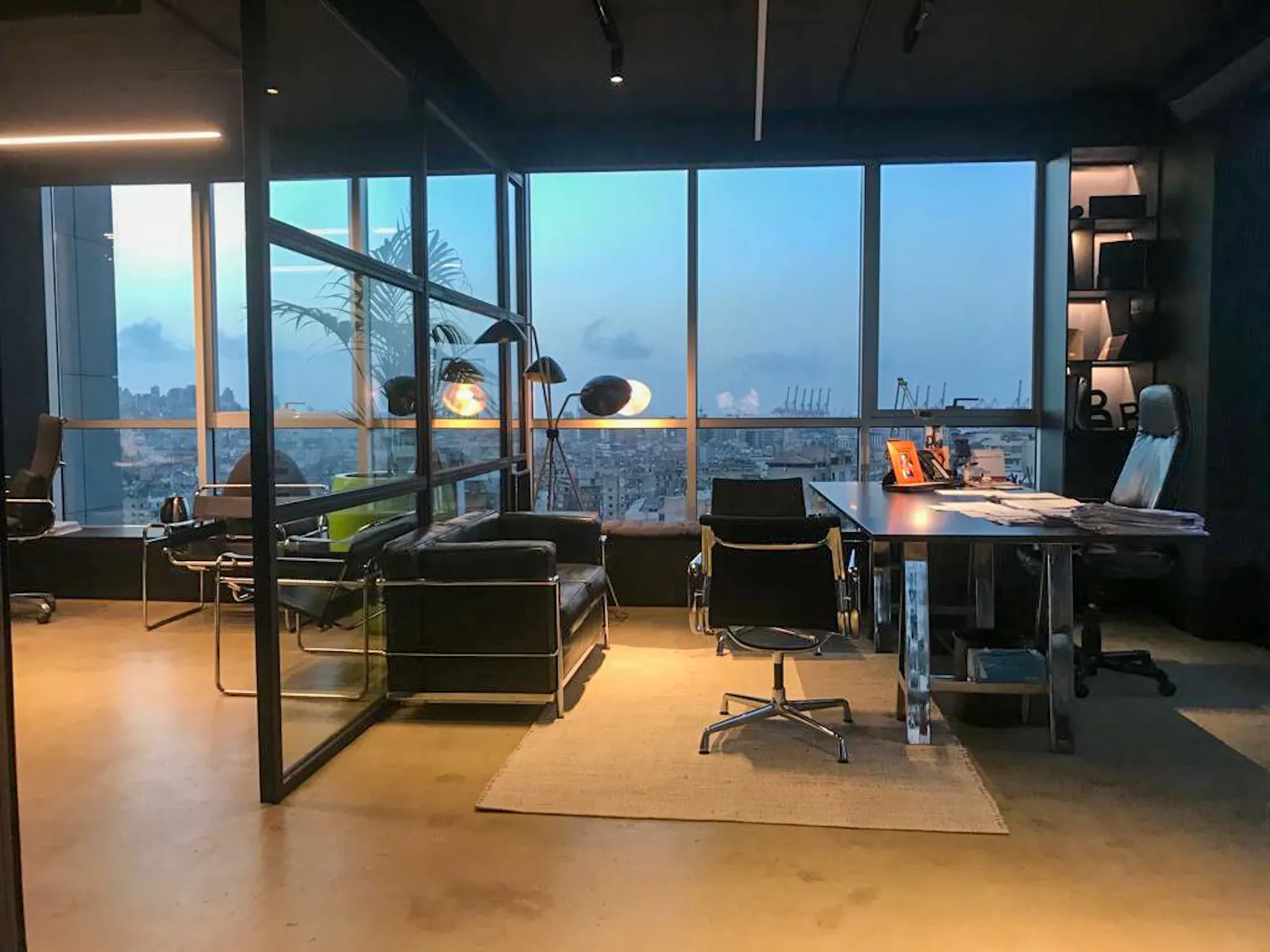 HIGH-END Furnished Office in Bauchrieh, Metn with and City View