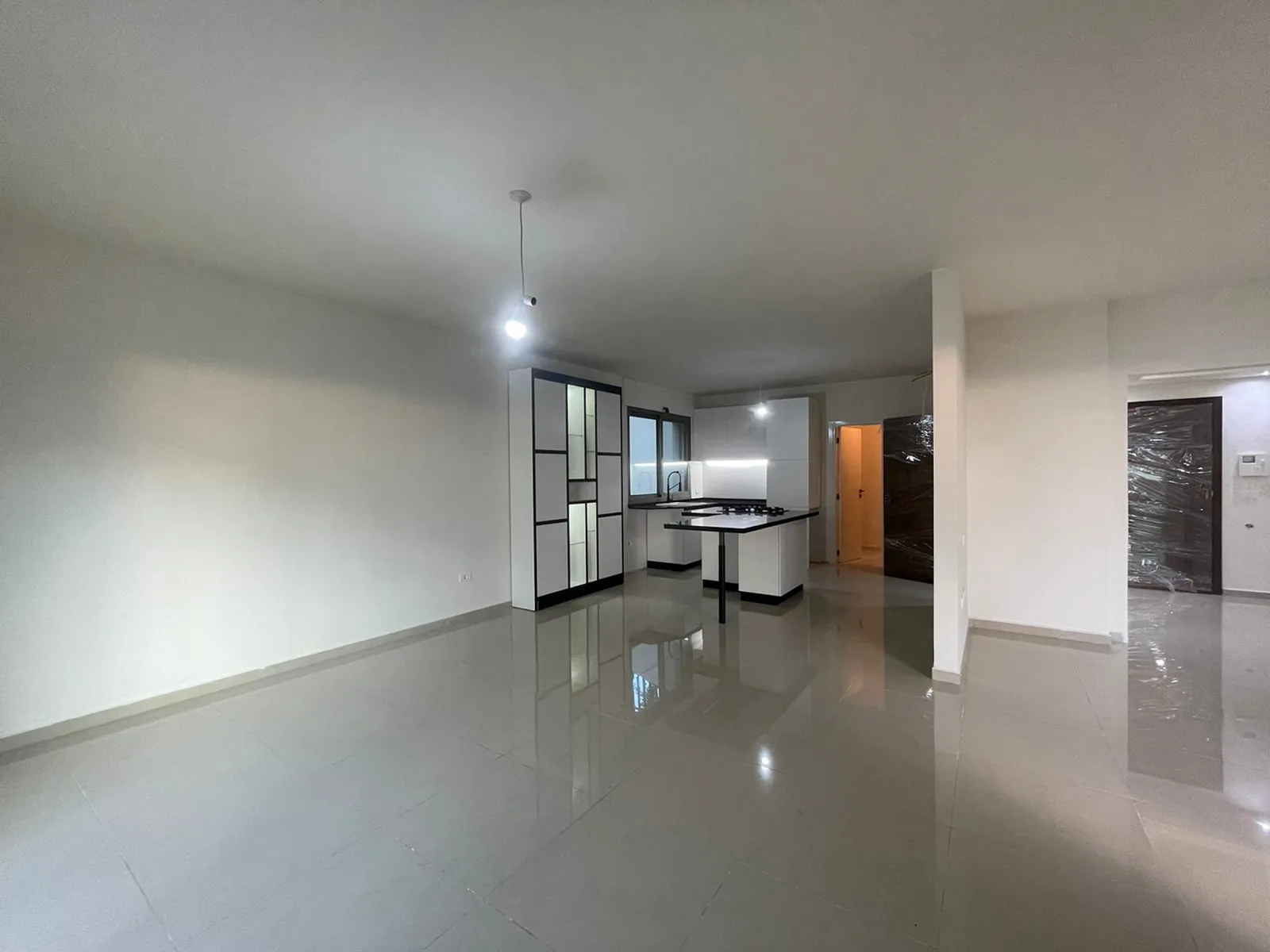 Apartment for Sale or for Rent in Mtayleb, Metn with Terrace — الصورة 4