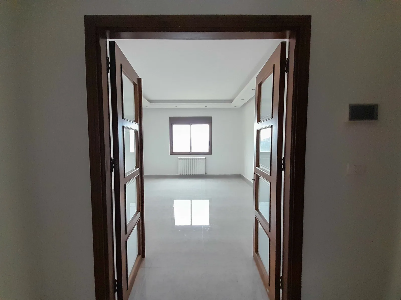 Fully Decorated Apartment in Douar, Metn with Mountain View — photo 2
