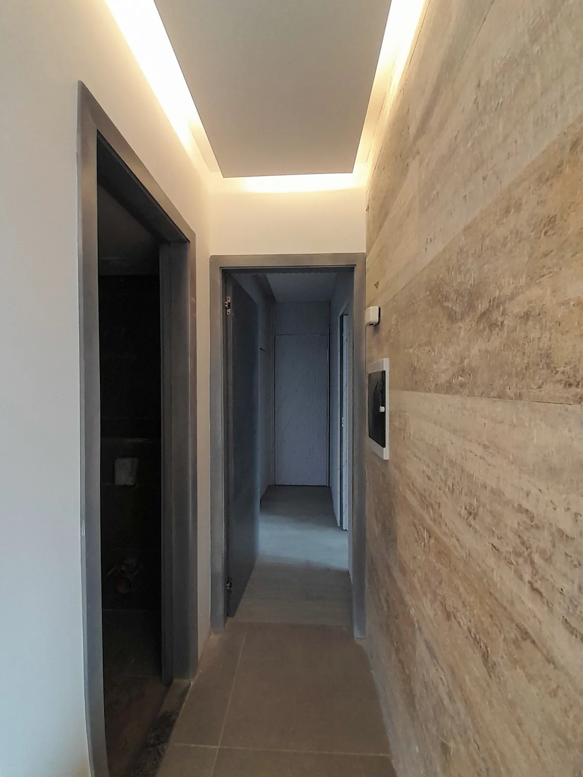 PAYMENT FACILITIES- Apartment in Oyoun Broumana with View — photo 4