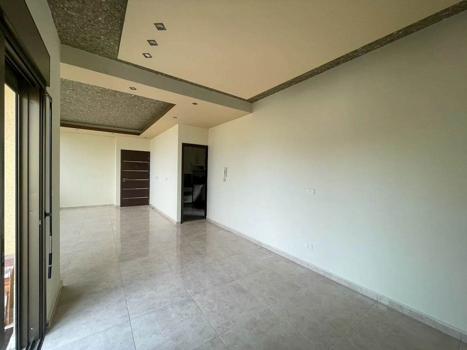 Decorated Apartment in Aoukar, Metn — الصورة 2