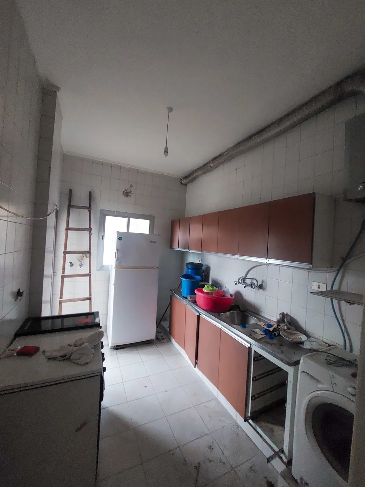 Prime Location Furnished Apartment in Bauchrieh, Metn — الصورة 3