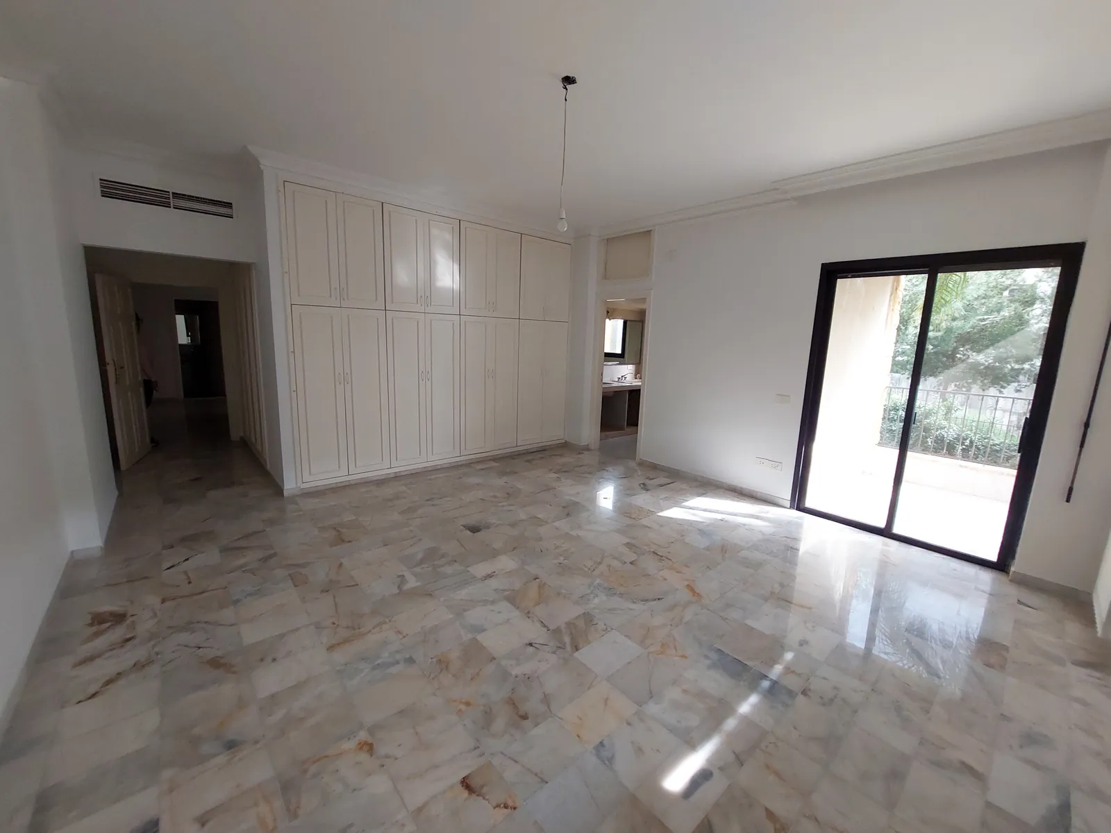 Prime Location Apartment for Sale or for Rent in Biyada, Metn — photo 5