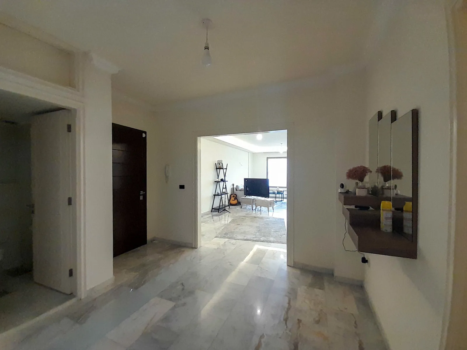 Furnished Apartment in Broumana, Metn with Sea and Mountain View — الصورة 3