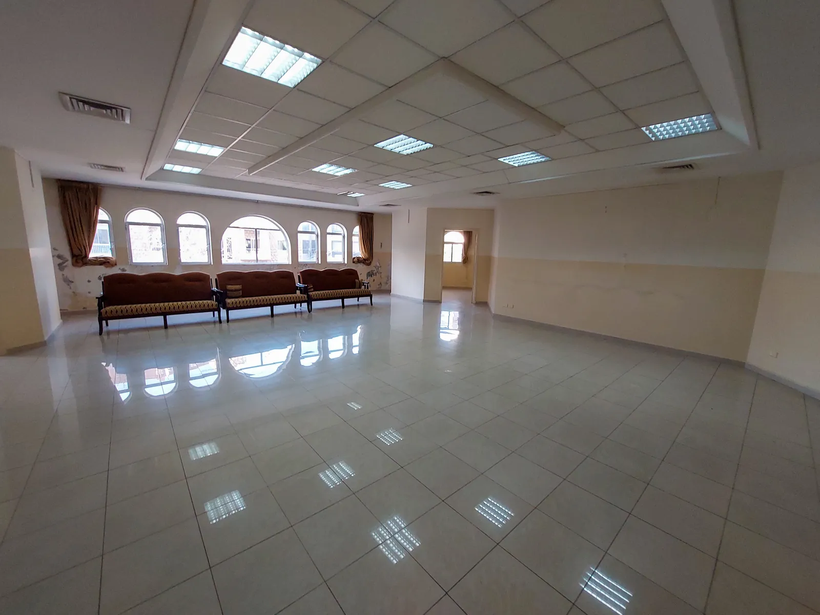 Open Space Office in New Rawda, Metn