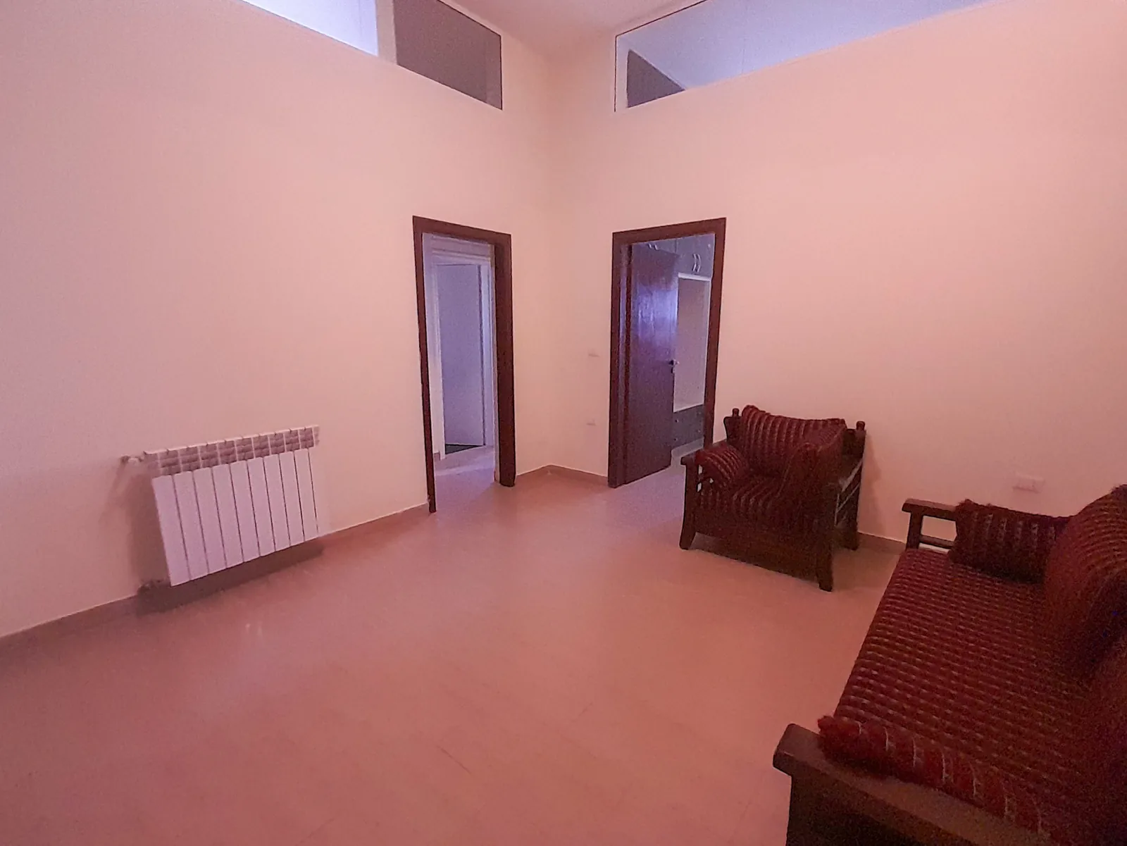 Chalet with Pool in Ajaltoun, Keserwan with Sea and Mountain View — الصورة 5