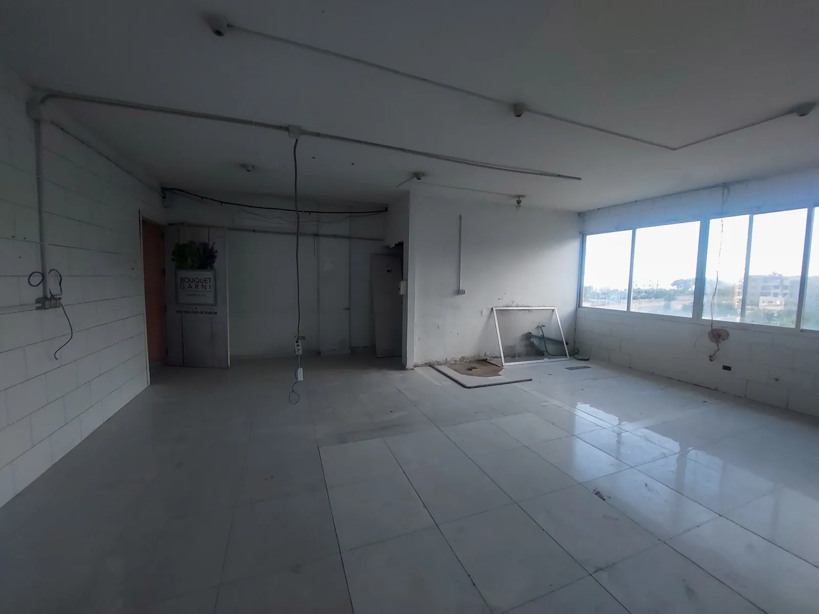 Prime Location Shop in Mtayleb, Metn — الصورة 3