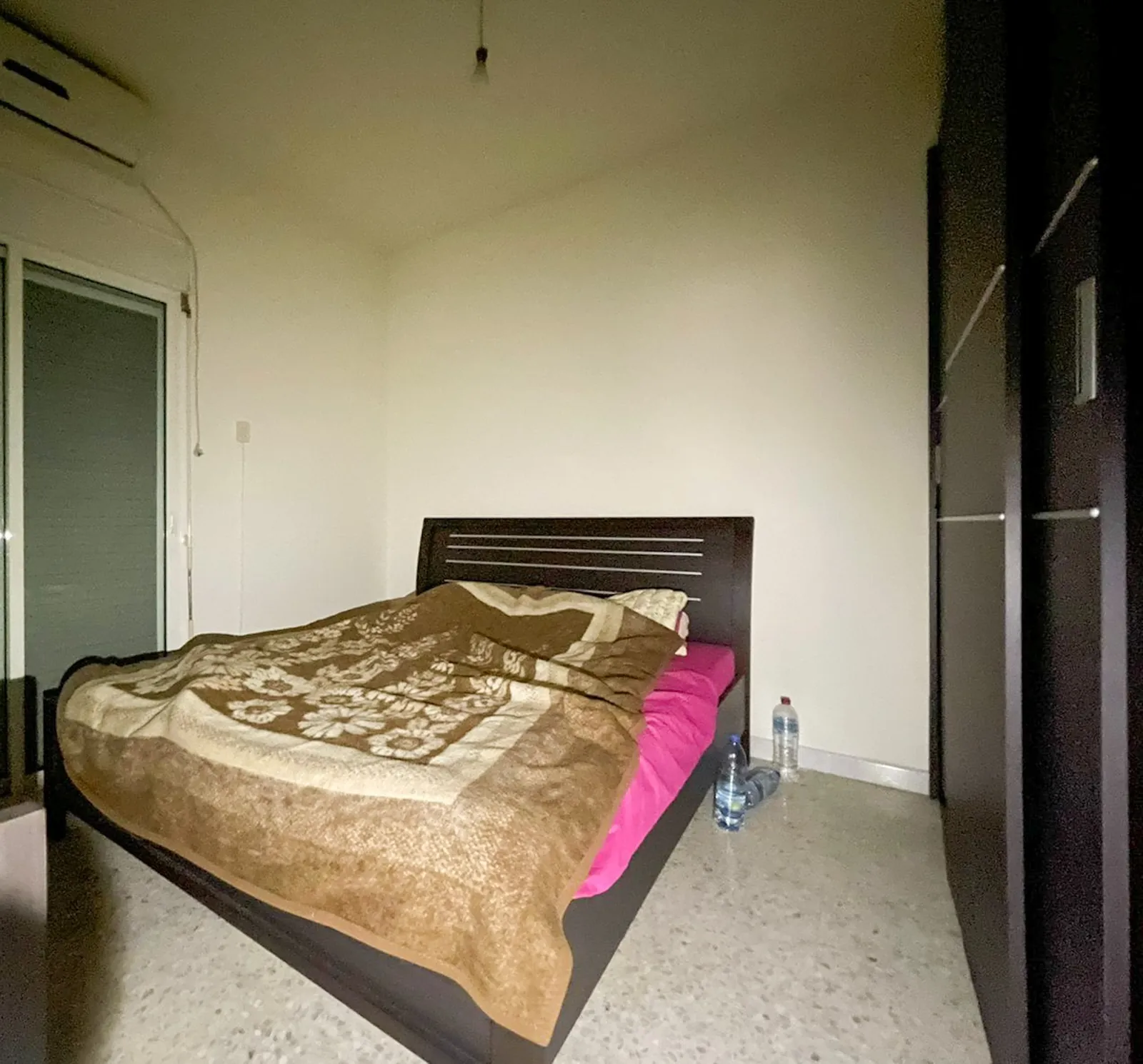 Semi-Furnished Apartment in Dik El Mehdi, Metn — الصورة 5