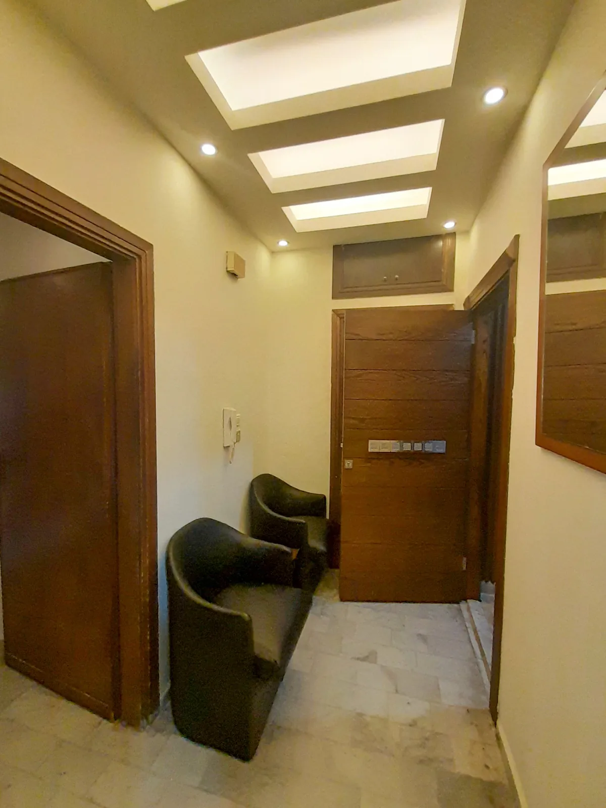 Furnished Apartment in Adonis, Keserwan with Partial View — الصورة 4