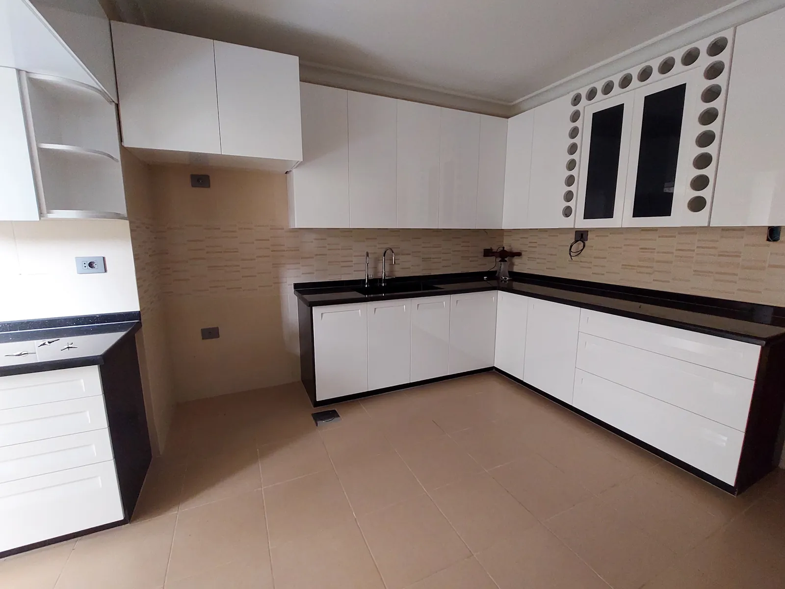 New Apartment in Mazraat Yachouh, Metn with Terrace/Garden — الصورة 3