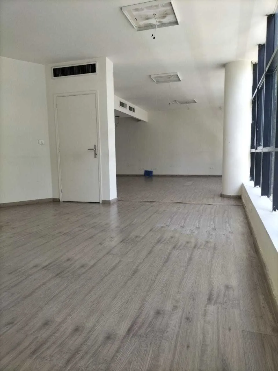 Prime Location Office in Hazmieh , Baabda — الصورة 2