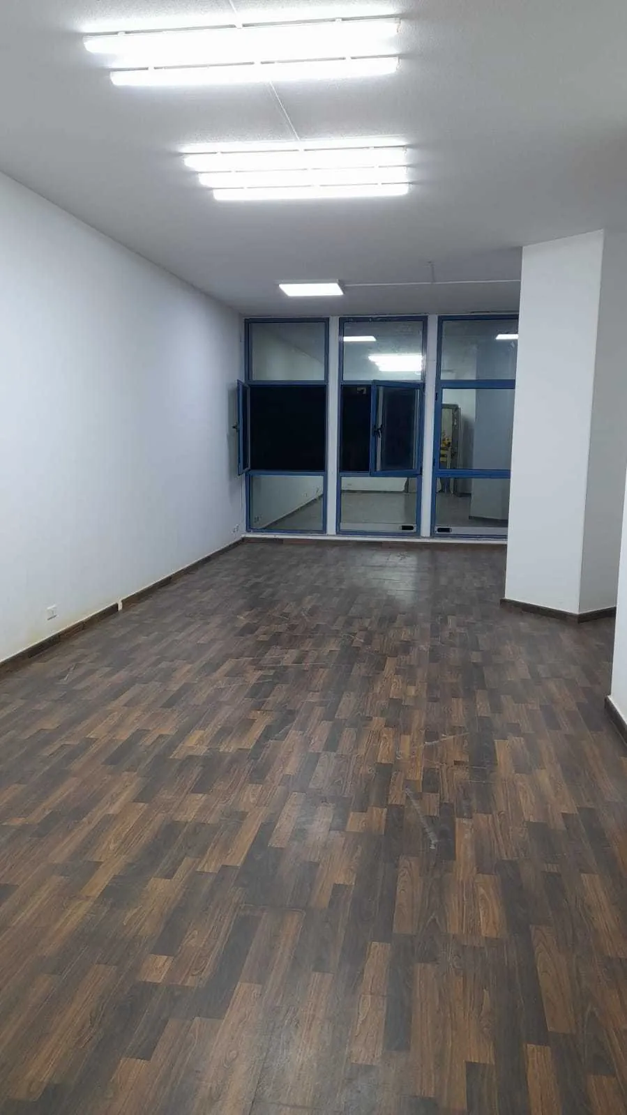 Prime Location Office in Hazmieh, Baabda — الصورة 2