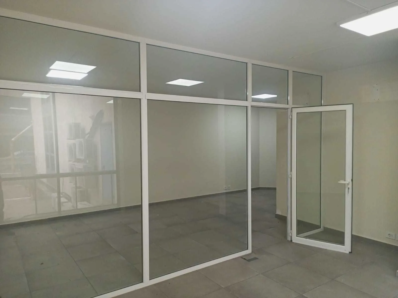 Prime Location Office in Hazmieh, Baabda — الصورة 3