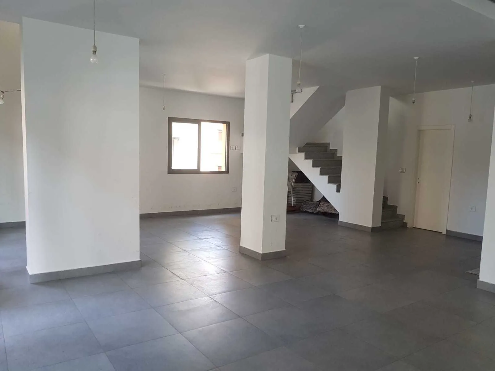 Prime Location Shop in Hazmieh, Baabda — photo 5