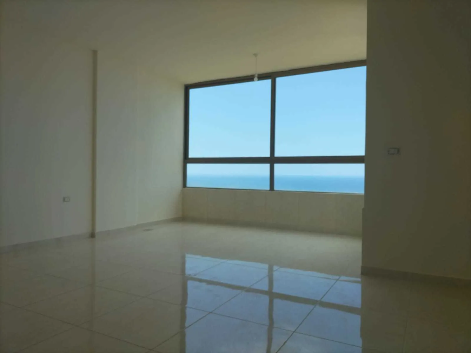Apartment in Khaldeh, Aley with Breathtaking Sea View — الصورة 2