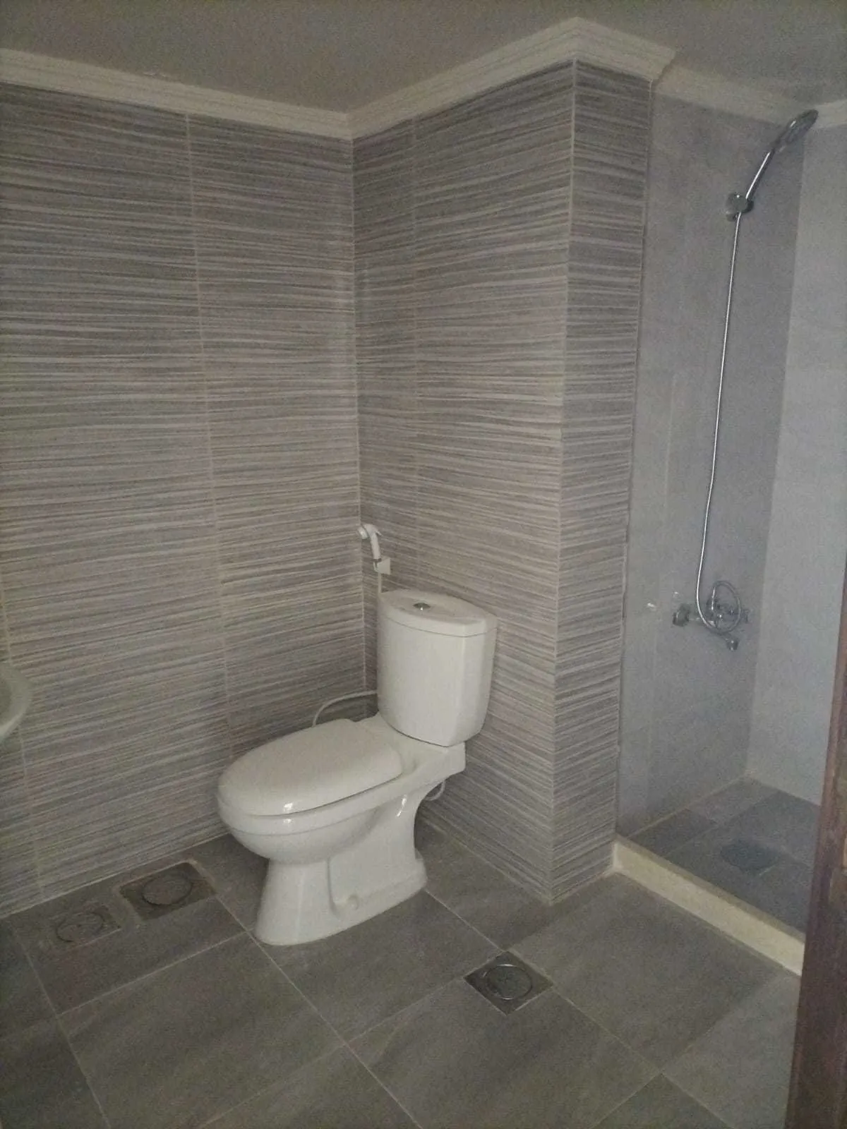 Apartment in Khaldeh, Aley with Breathtaking Sea View — الصورة 4