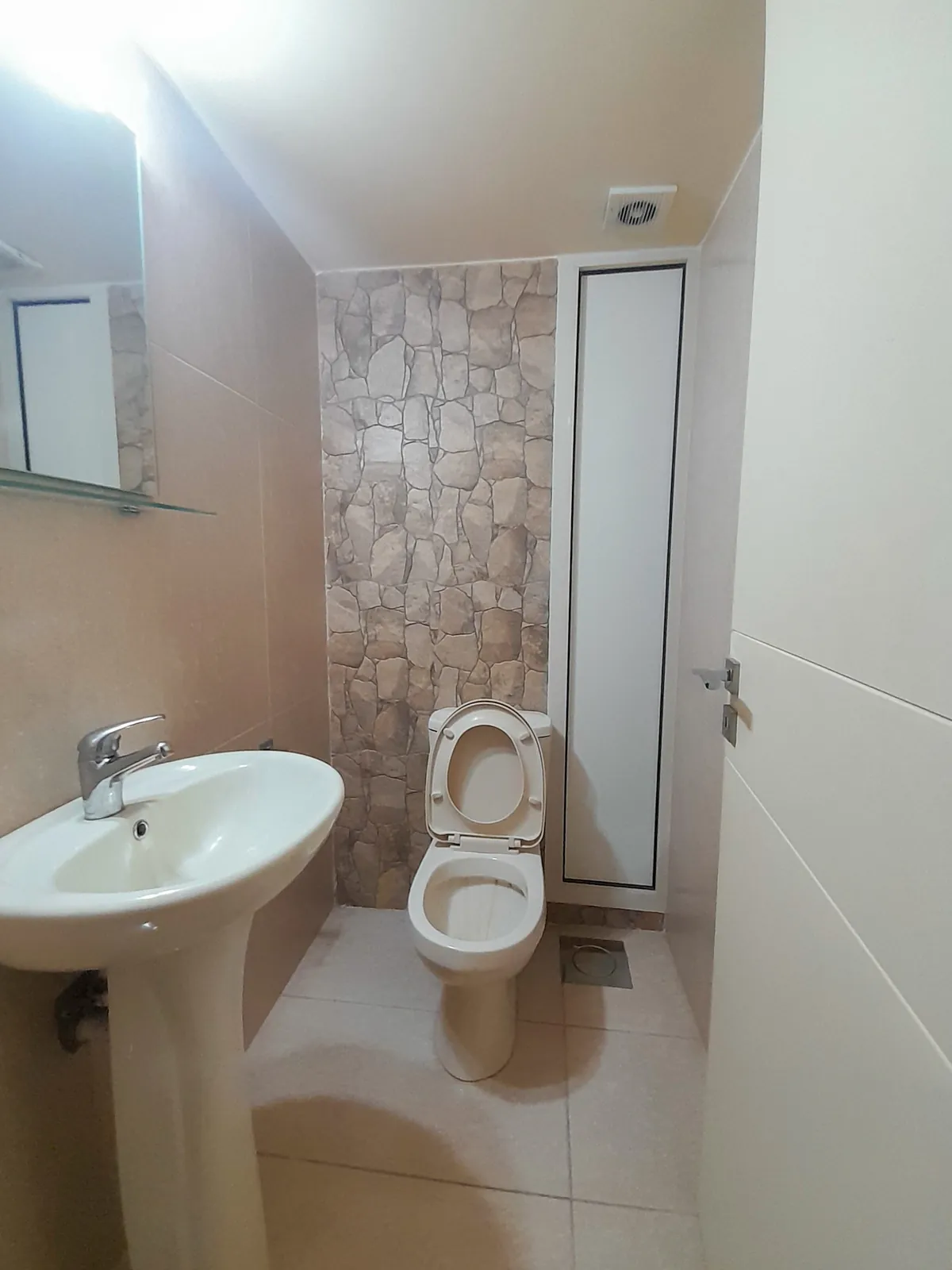 Apartment in Zouk Mosbeh, Keserwan with Sea & Mountain View — الصورة 4