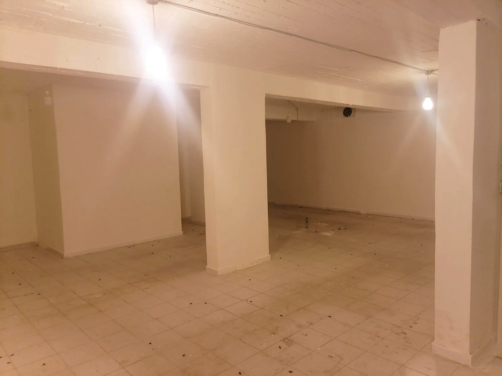 Warehouse for Rent or for Sale in Dekwaneh, Metn