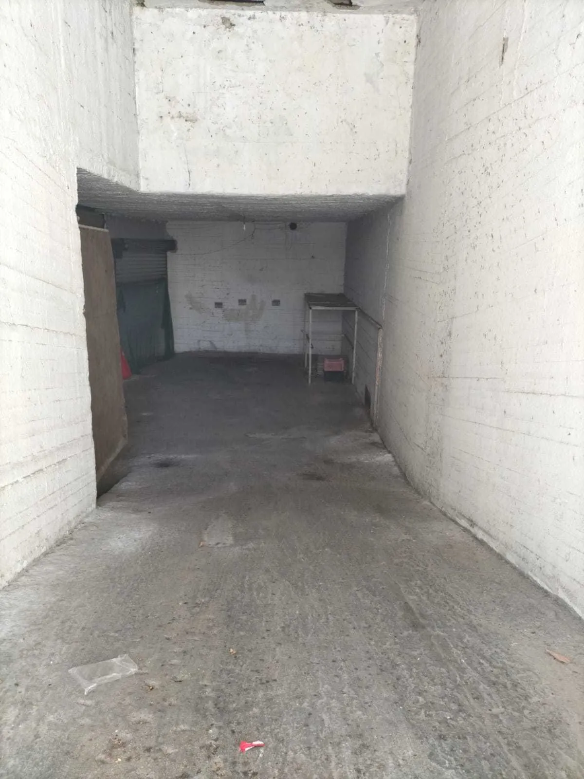 2 Prime Location Used Warehouses for Rent/Sale in Hadath, Baabda — photo 4