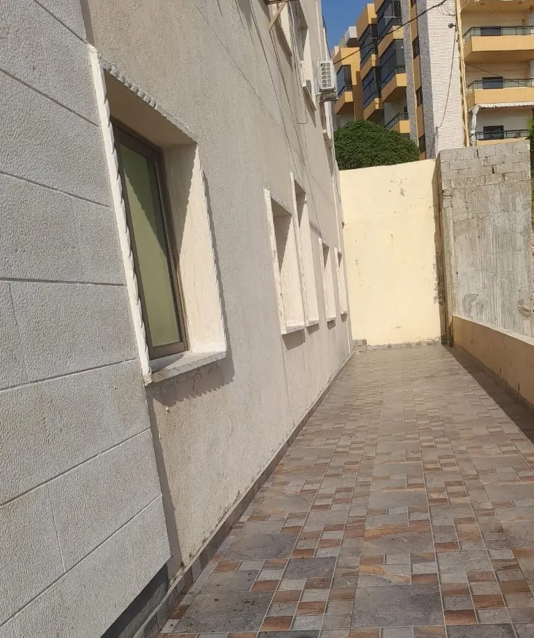 Apartment in Khaldeh, Aley with Breathtaking Sea View — الصورة 5