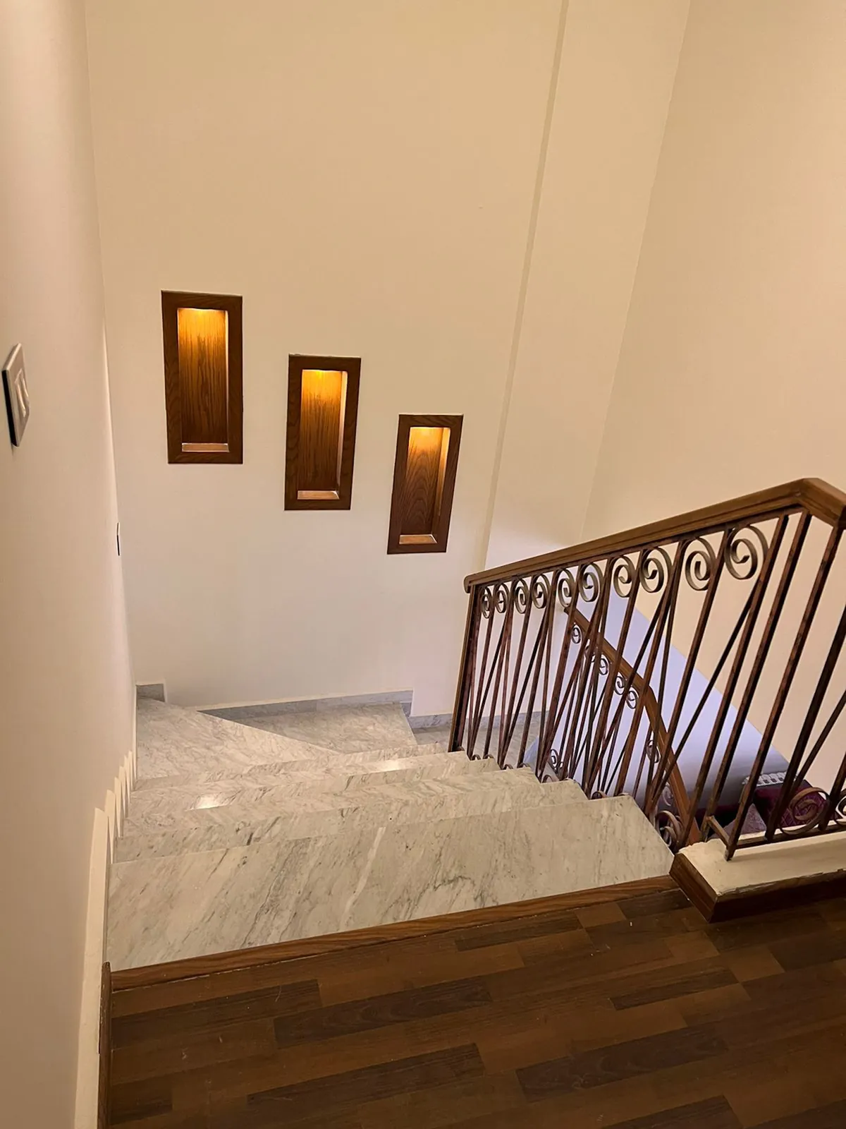 Semi-Furnished Prime Location Duplex in Douar with Mountain View — photo 5