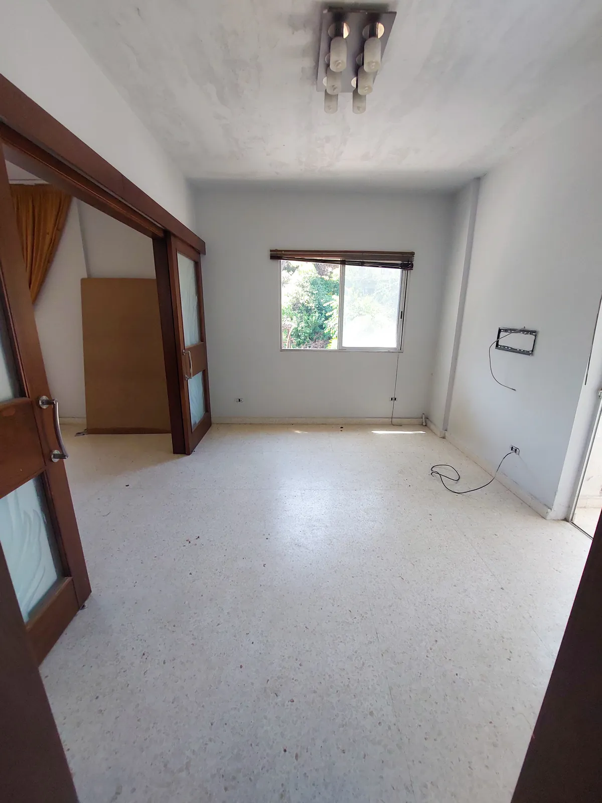 Prime Location Apartment in Aoukar, Metn — photo 2
