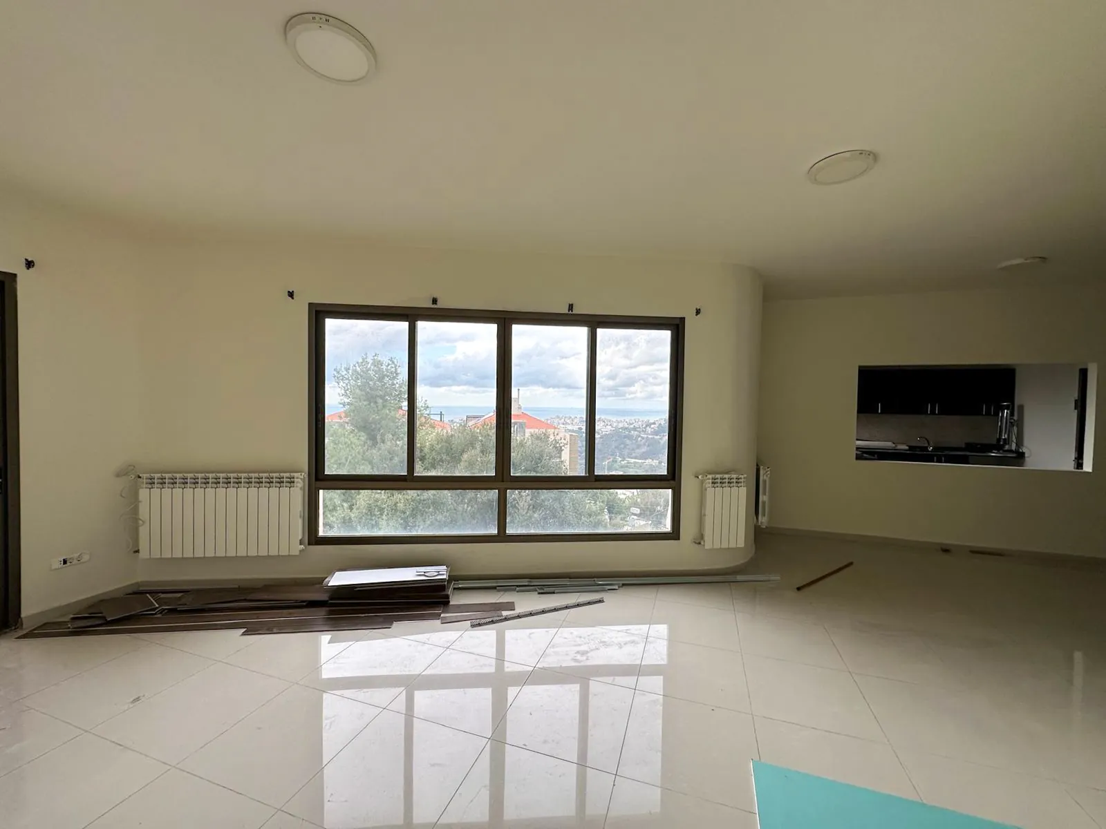 New Apartment in Mazraat Yachouh with View