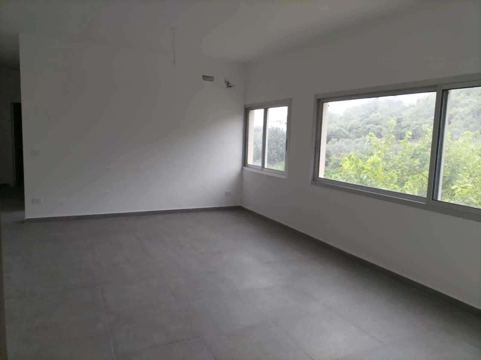 Apartment in Botchay, Baabda with Greenery View + Garden + Terrace — photo 2