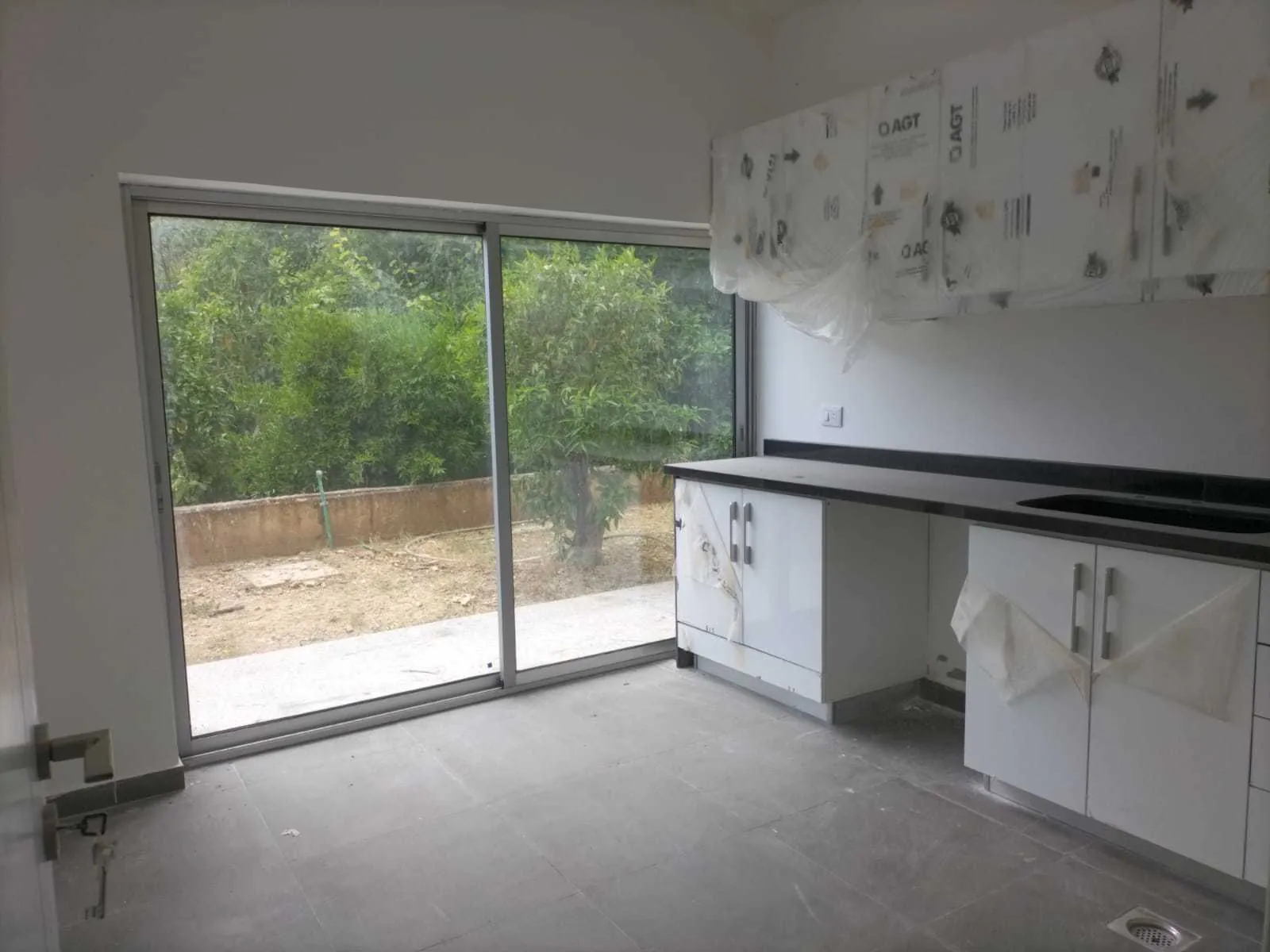 Apartment in Botchay, Baabda with Greenery View + Garden — photo 5