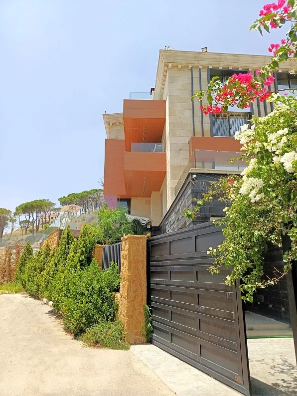 Prime Location Villa in Ain Saadeh, Metn with Mountain & City View — الصورة 2