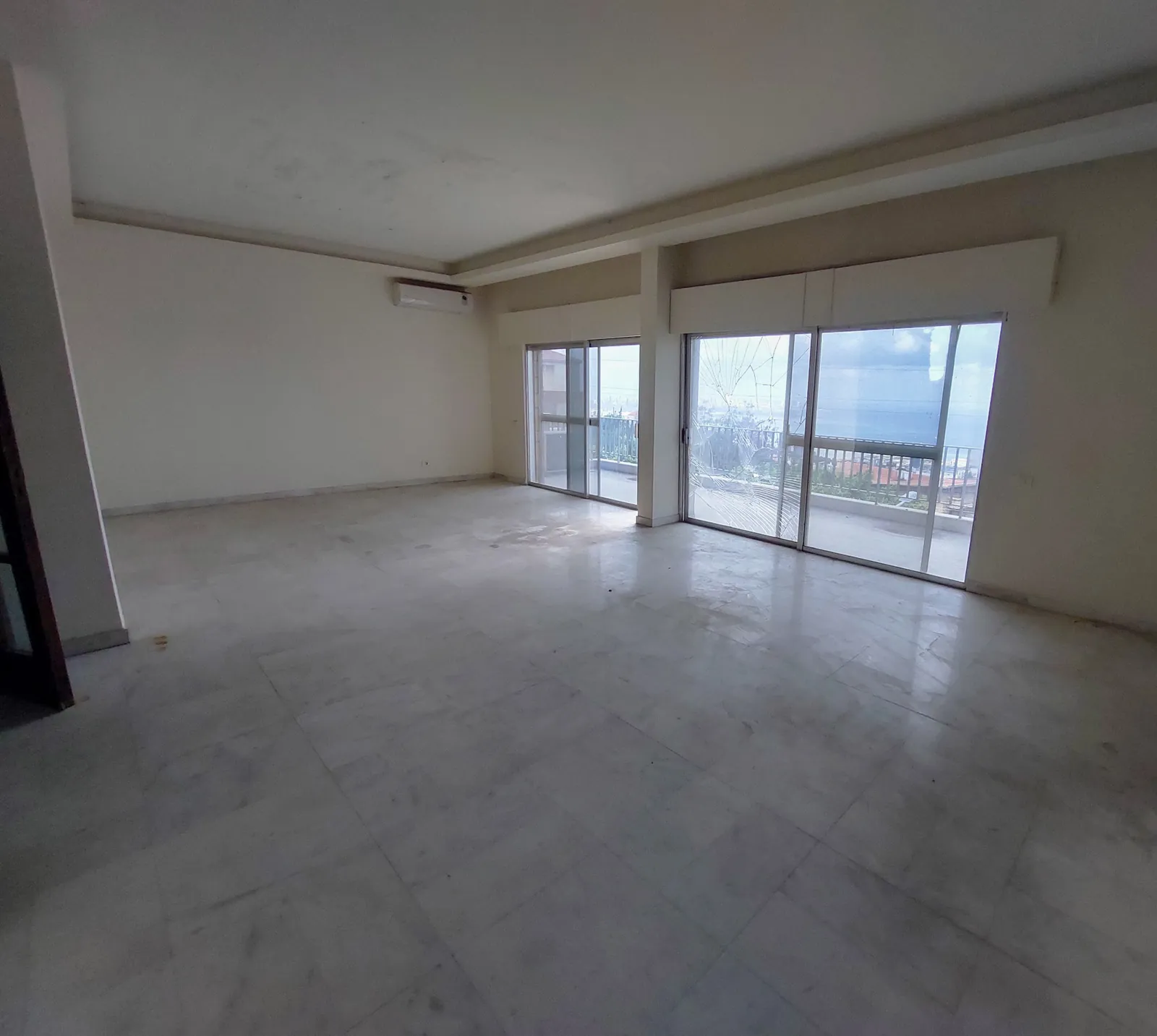 Prime Location Building/Villa in Rabieh, Metn with Sea View — photo 2