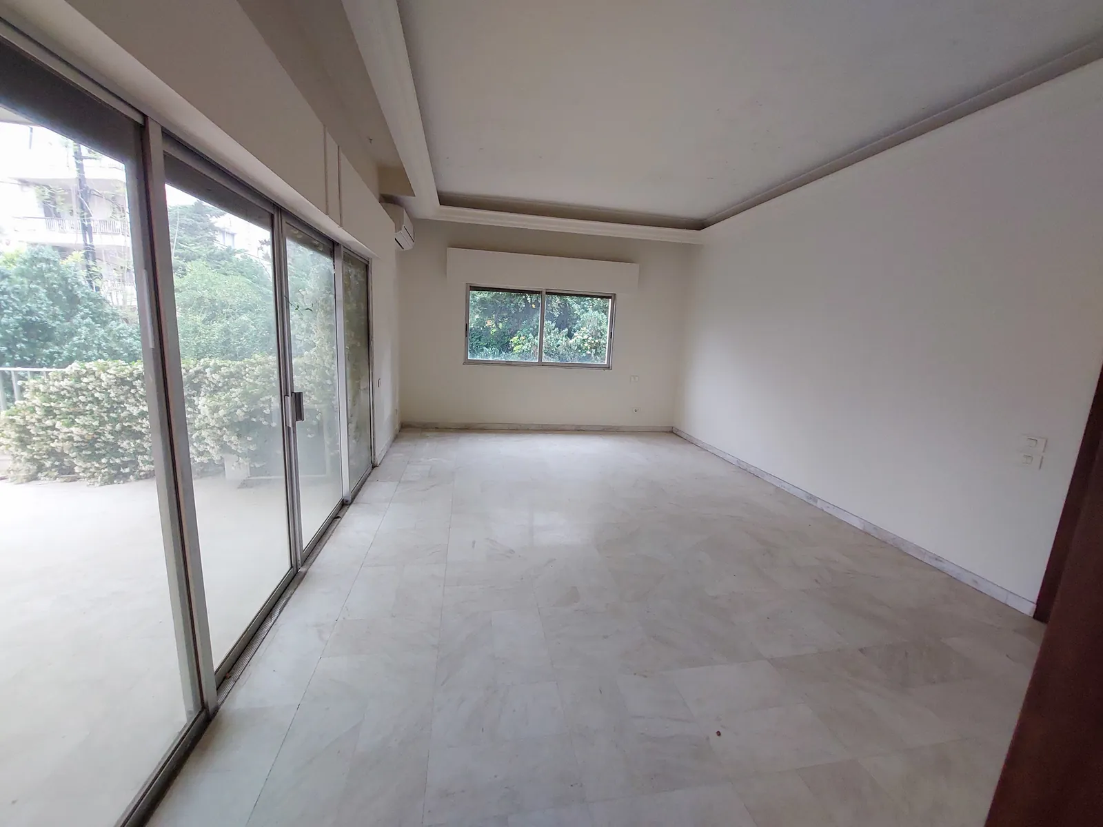 Prime Location Building/Villa in Rabieh, Metn with Sea View — photo 3