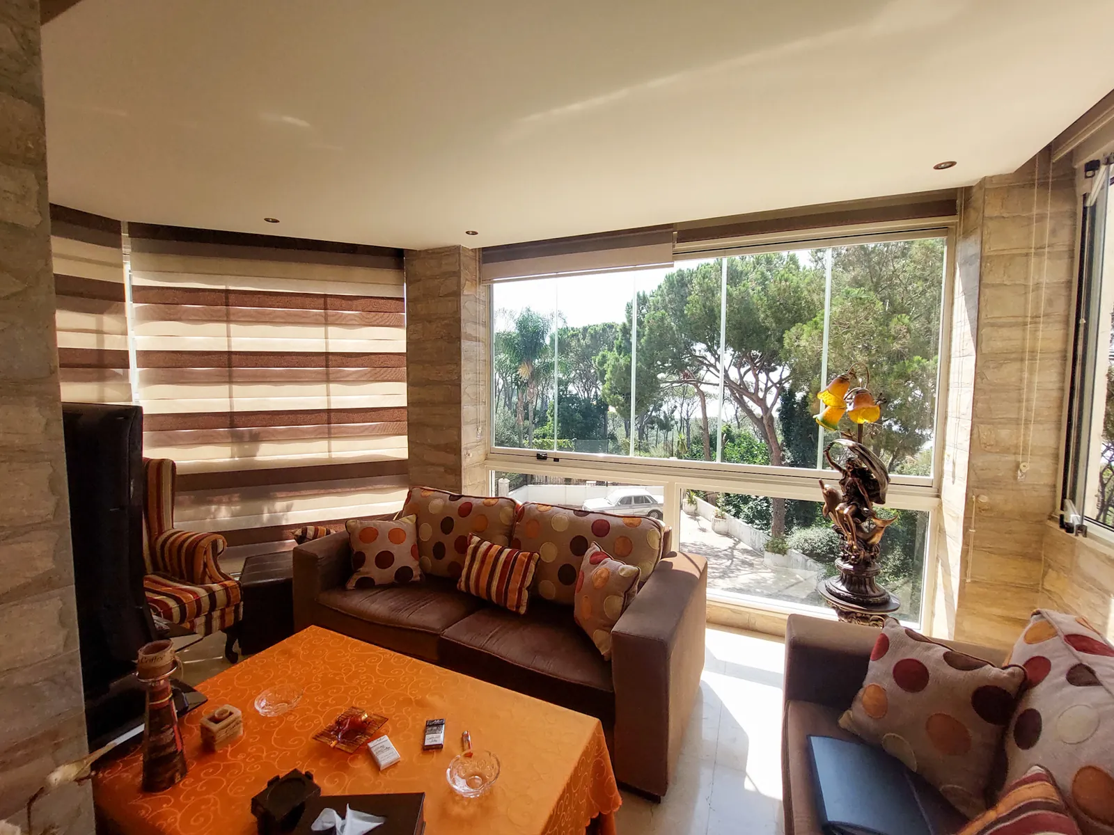 Furnished Apartment in Qornet El Hamra, Metn with Mountain View — الصورة 3