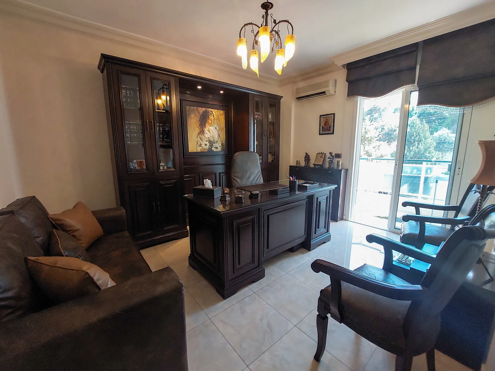 Furnished Apartment in Qornet El Hamra, Metn with Mountain View — الصورة 4