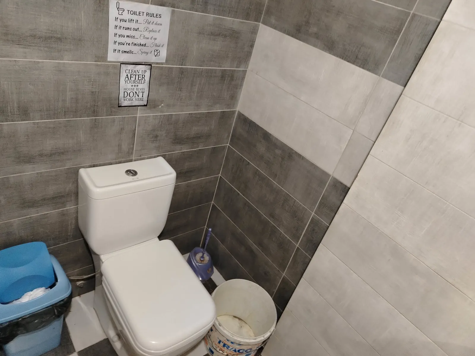 Prime Location Shop in Dora (Main Street ) , Metn — الصورة 3