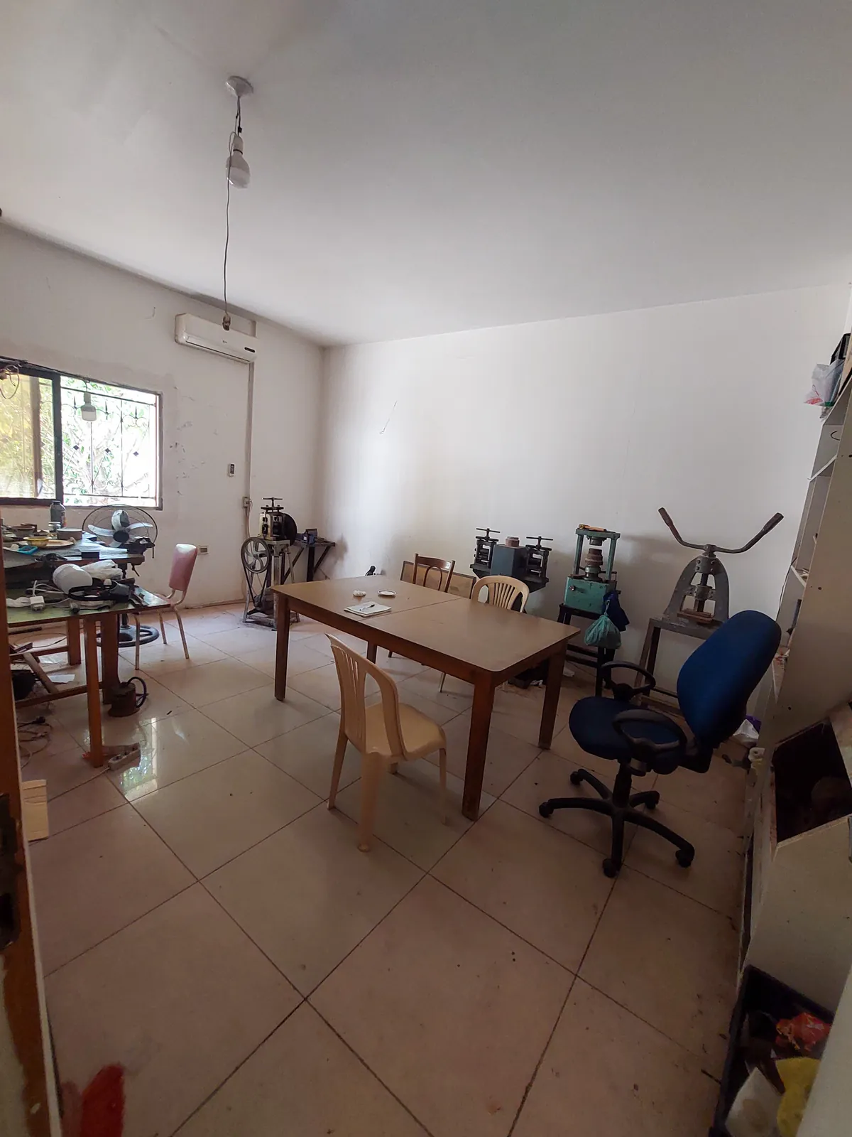 Full Building for Rent or for Sale in Dbayeh, Metn — الصورة 5