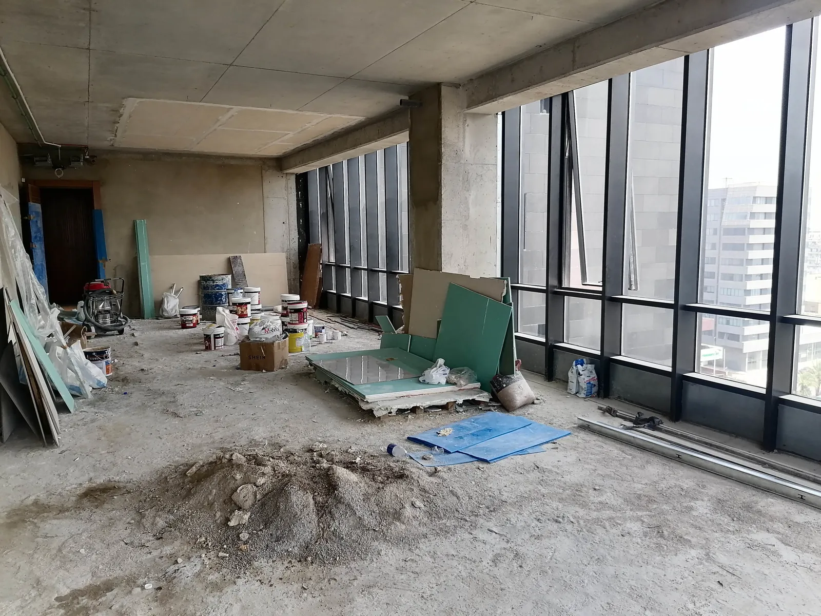 Prime Location Office in Dekwaneh (Highway), Metn — photo 2