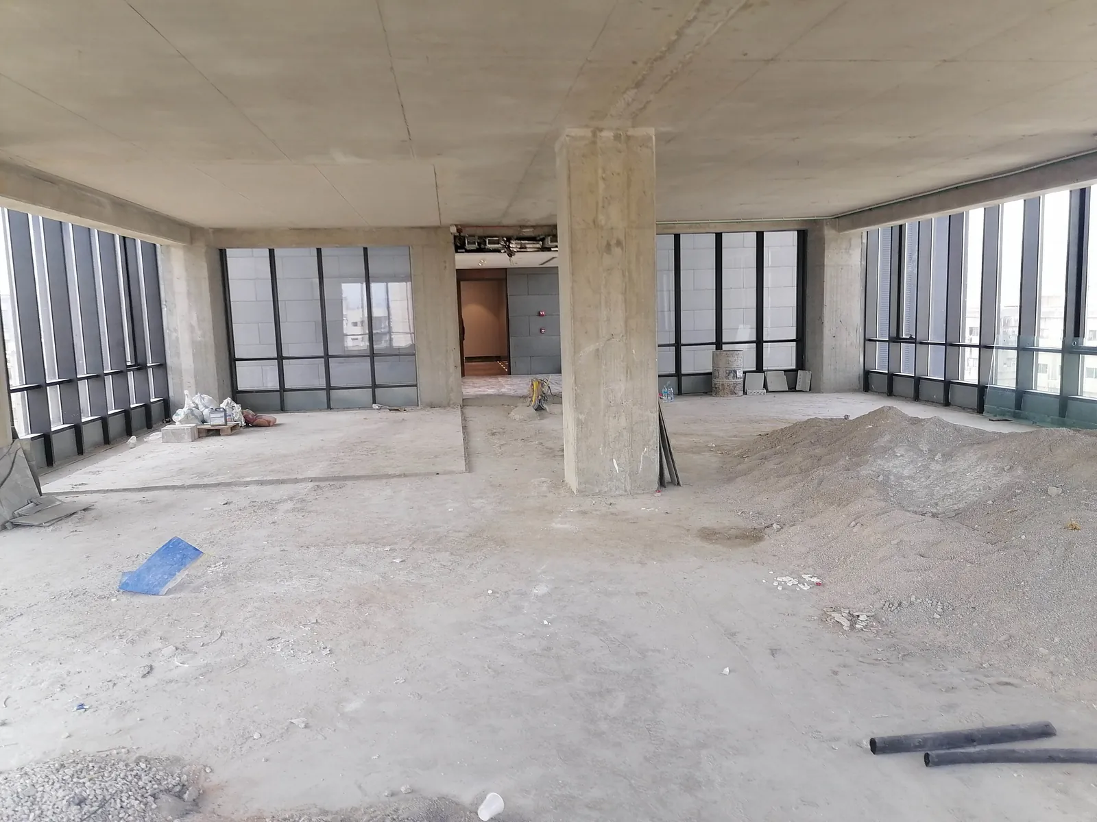 Prime Location Office in Dekwaneh (Highway) , Metn — الصورة 4