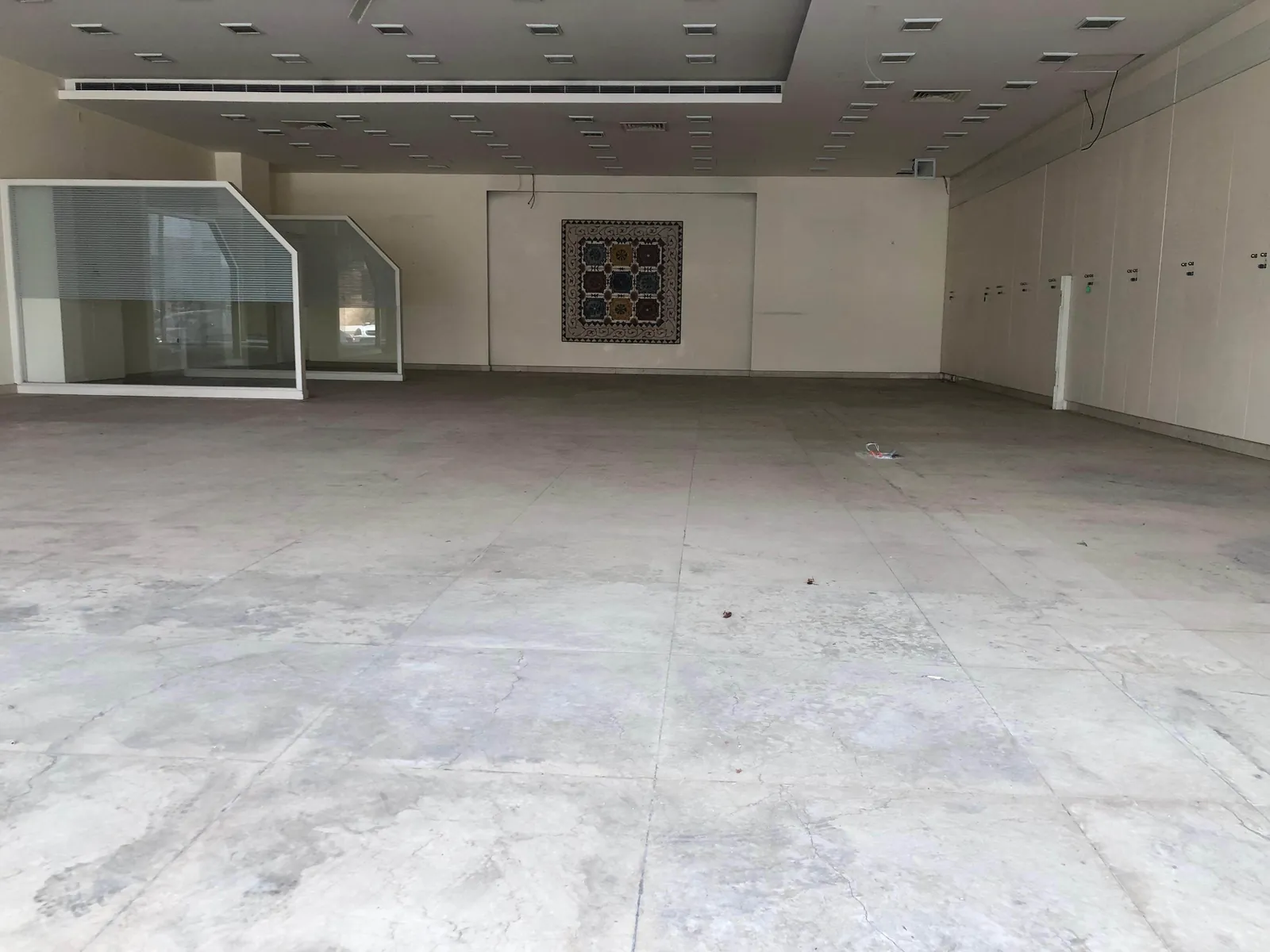 Prime Location Shop in Mkalles, Metn — الصورة 2
