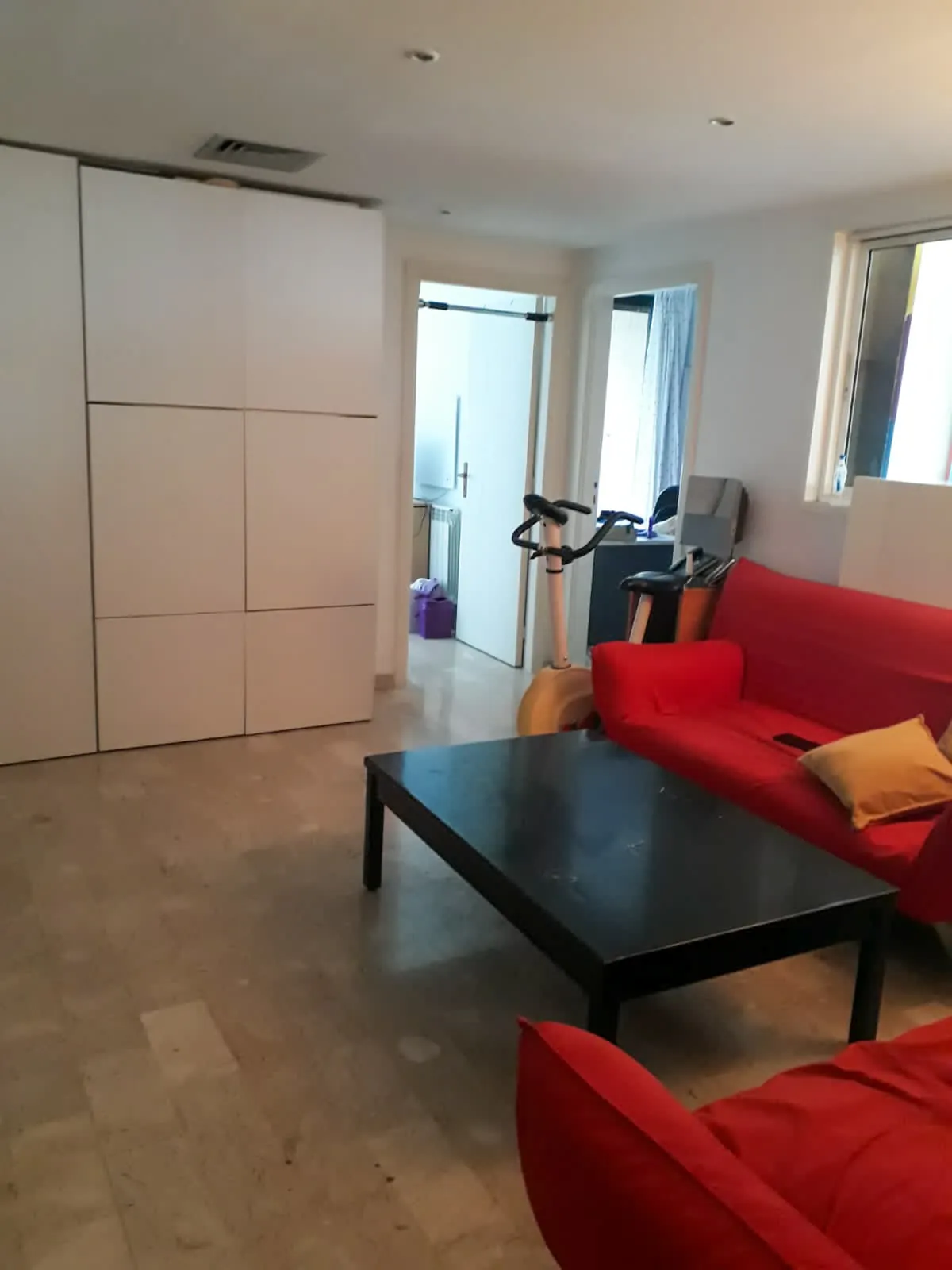 Fully Furnished Apartment in Aoukar, Metn with Sea View — الصورة 2