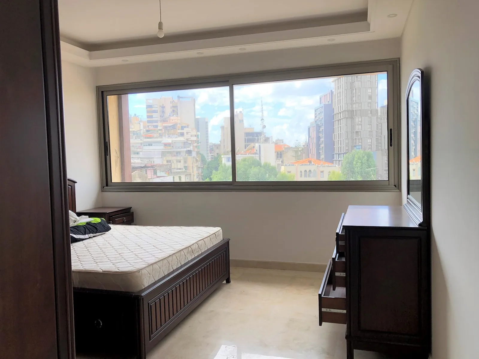 Apartment in Spears with Mountain + Partial Sea View — photo 4