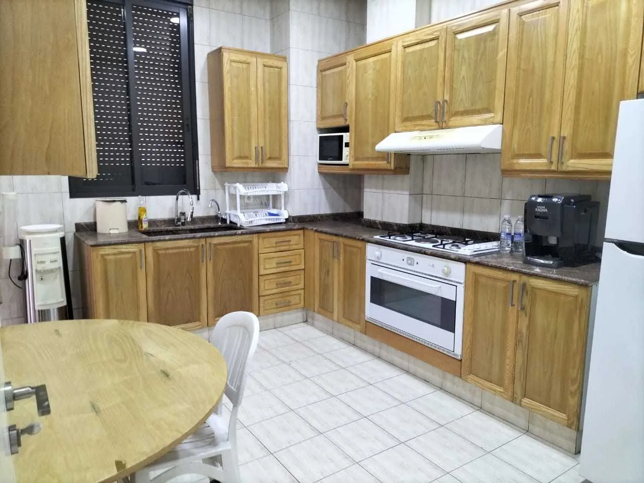 Prime Location Apartment for Sale or for Rent in Badaro, Beirut — الصورة 4