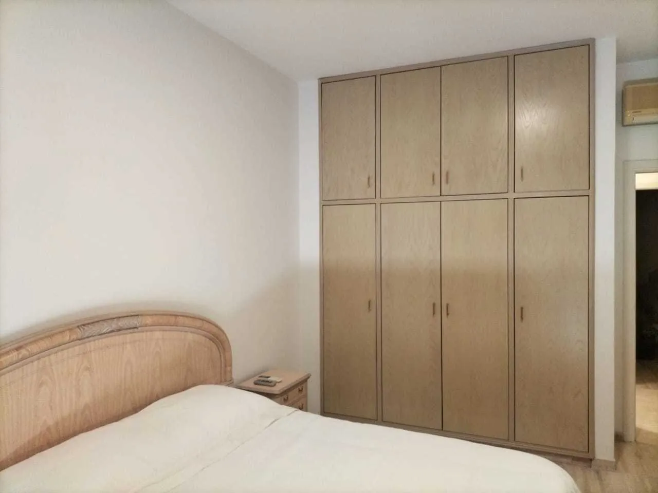 Prime Location Apartment for Sale or for Rent in Badaro, Beirut — الصورة 5