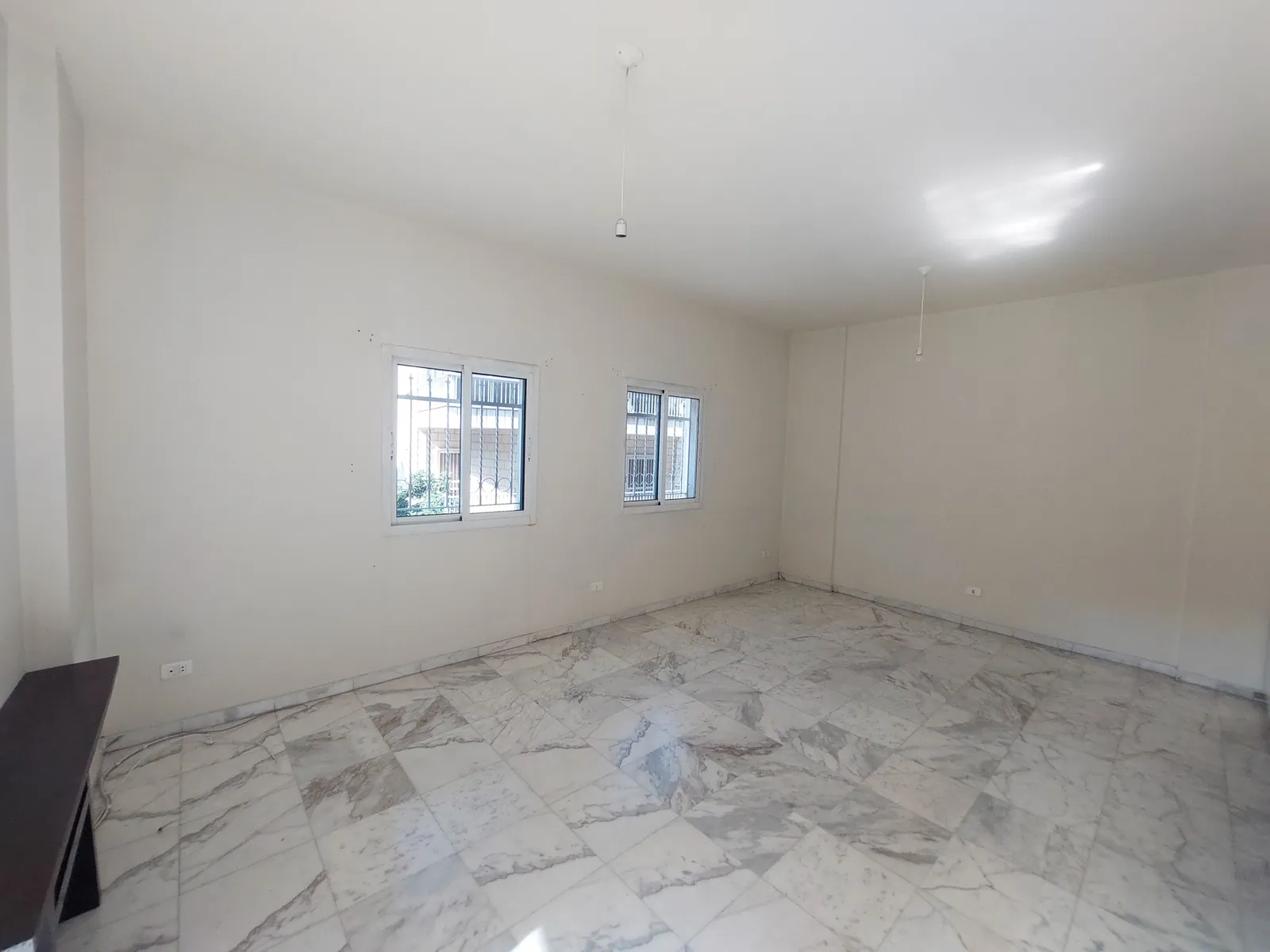 Prime Location Apartment in Ain Alak, Metn + TERRACE — photo 2