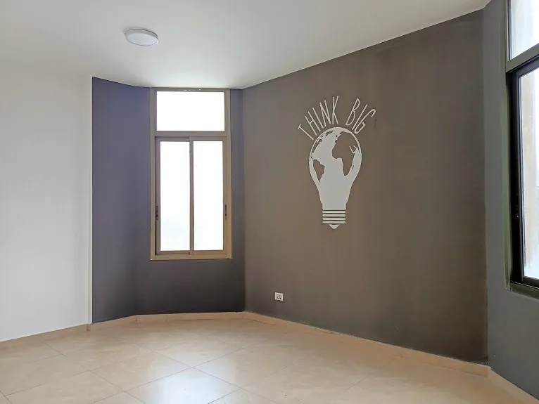 Prime Location Office for Rent in Mkalless, Metn Main Road — photo 2