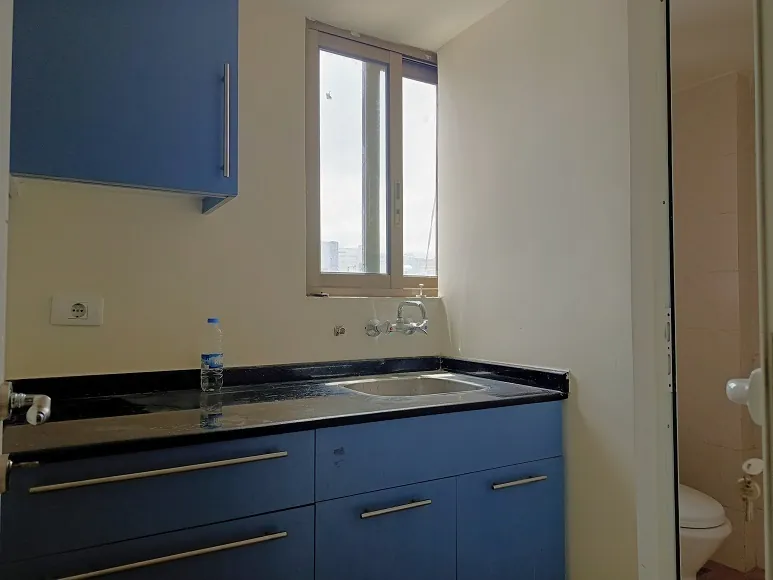 Office for Rent in Mkalless, Metn Main Road — الصورة 4