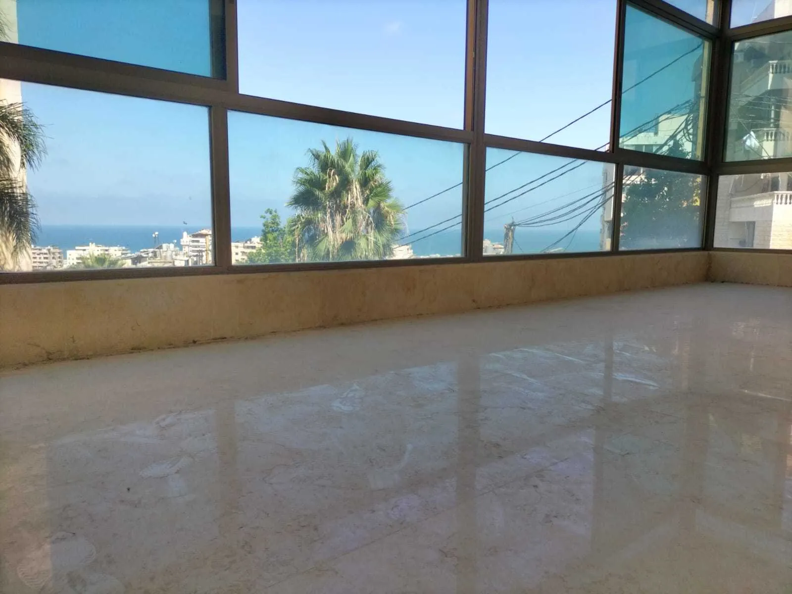 Prime Location Apartment in Khaldeh, Aley — الصورة 4