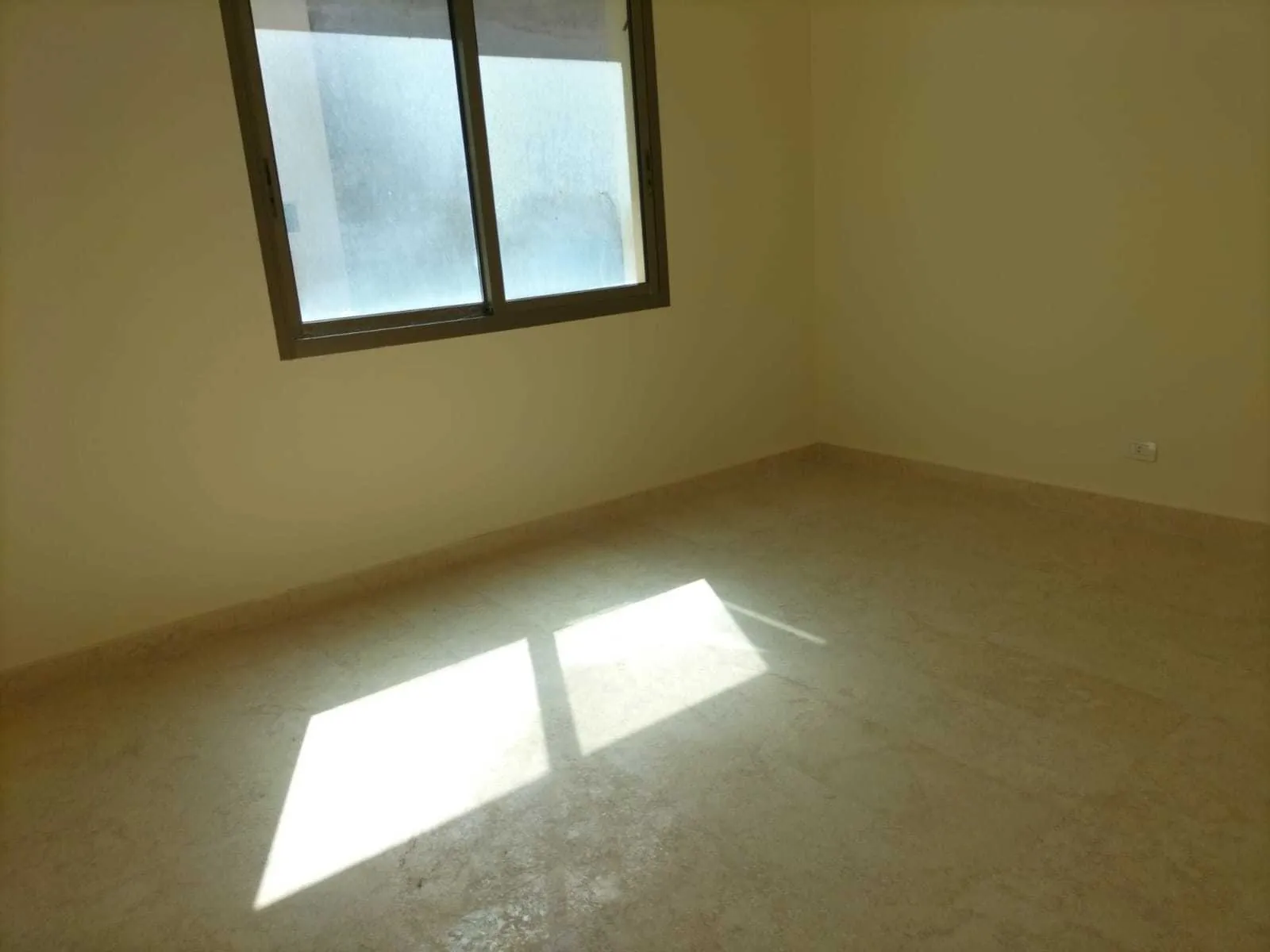 Prime Location Apartment in Khaldeh, Aley — photo 4