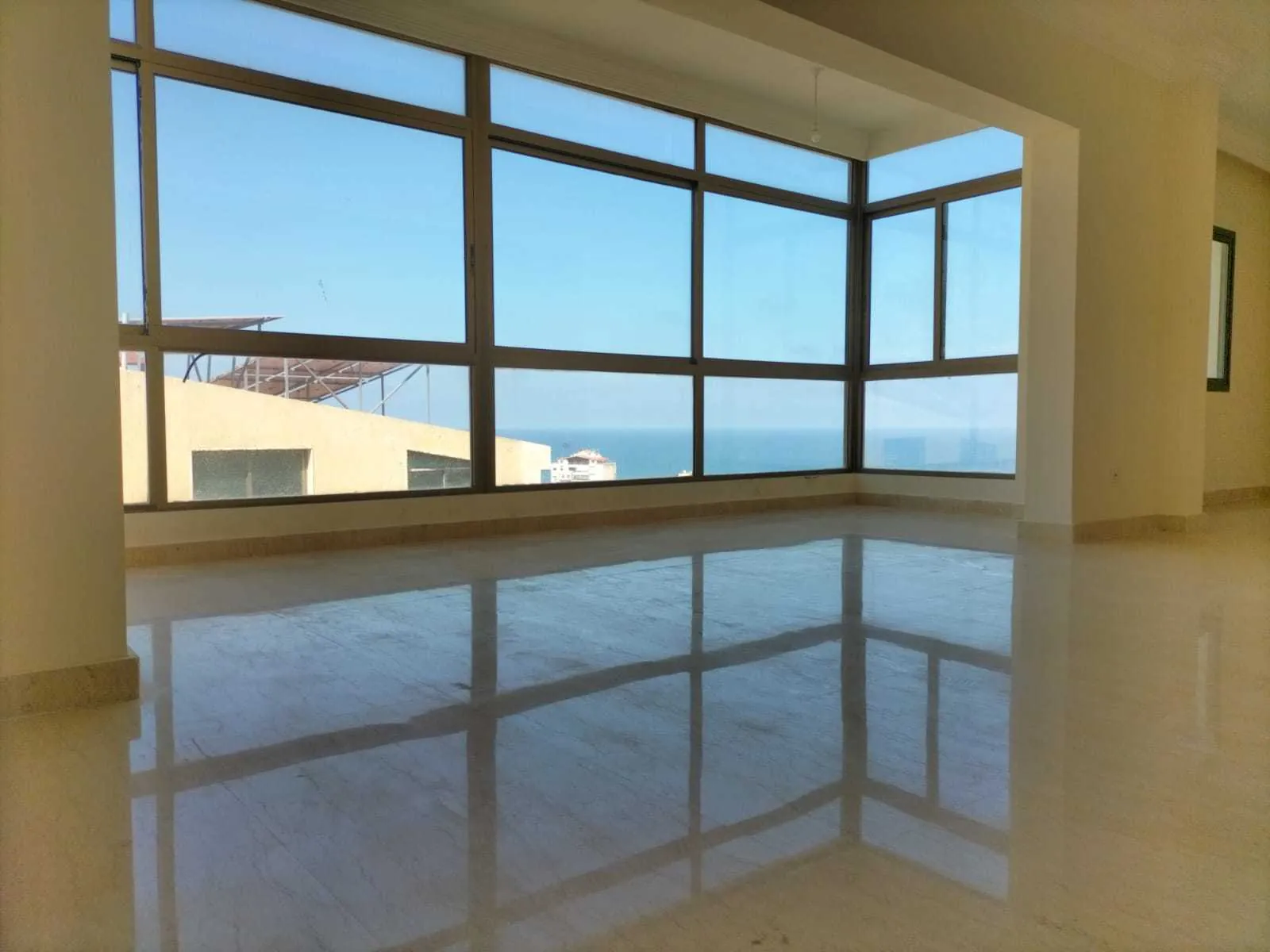 Duplex in Khaldeh, Aley with Panoramic Breathtaking Sea View — photo 3