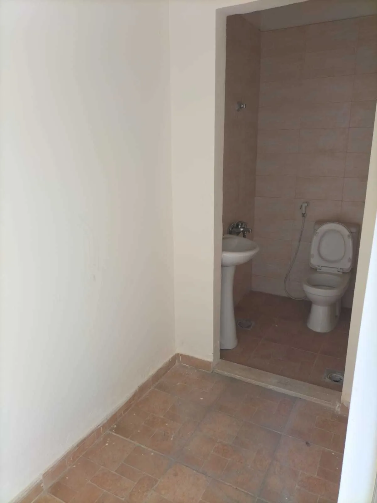 Prime Location Apartment in Khaldeh, Aley with Sea View — الصورة 3